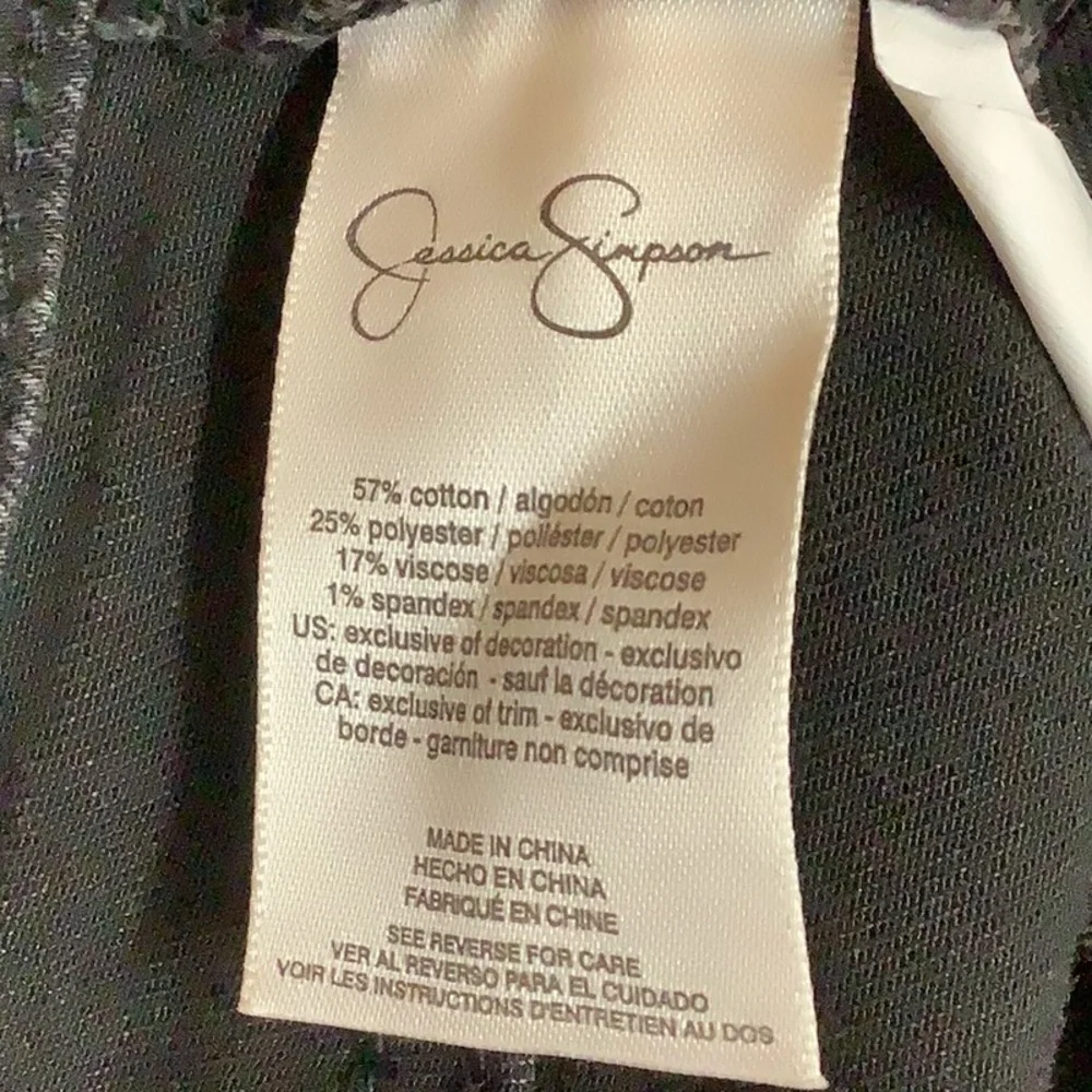 Jessica Simpson Size 16 Black Hug Me Jean Shorts. New With Tag.